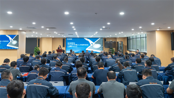 0f90047e03e04f947bb787e2e83ca958.jpg 0f90047e03e04f947bb787e2e83ca958.jpg