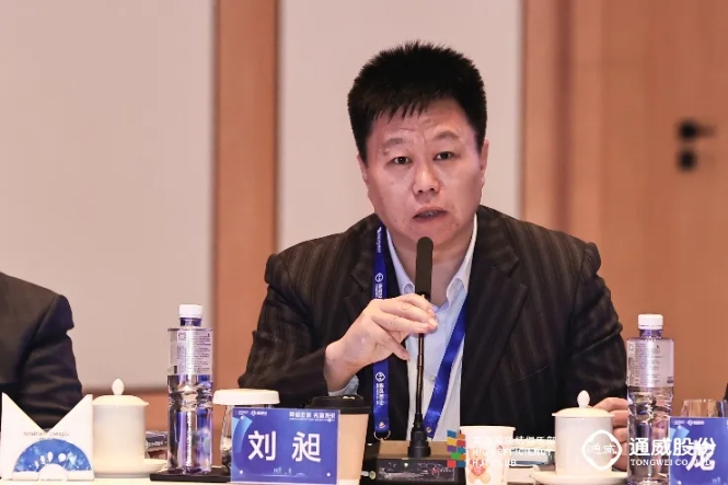 045f41eaf2c627b0ed9fe43e5280eb5d.jpg 045f41eaf2c627b0ed9fe43e5280eb5d.jpg