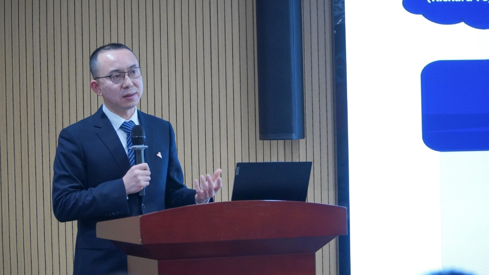 a22df6aaee8890b911cc82dd3694e594.jpg a22df6aaee8890b911cc82dd3694e594.jpg