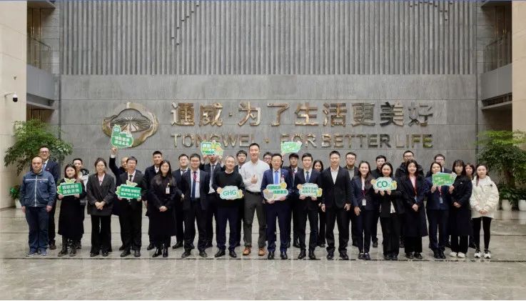 740a933cce9767fcf1e08d19ba217e0e.jpg 740a933cce9767fcf1e08d19ba217e0e.jpg