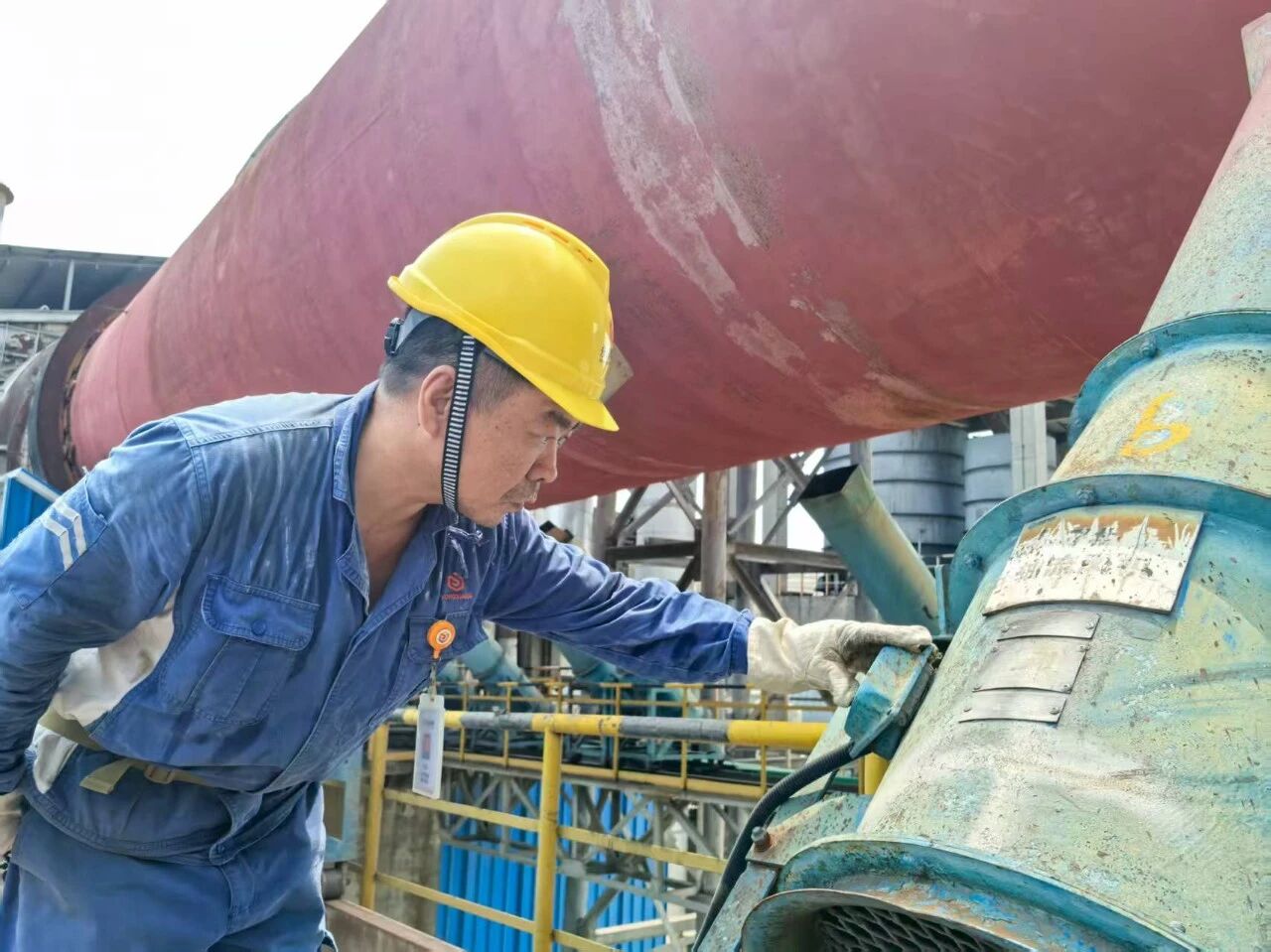 0672493691876bda94c7f499e42ba80c.jpg 0672493691876bda94c7f499e42ba80c.jpg