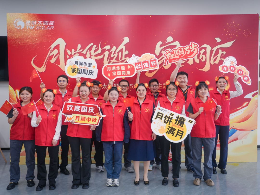 f8c007714a4317d84d8aad1e78556d7d.jpg f8c007714a4317d84d8aad1e78556d7d.jpg