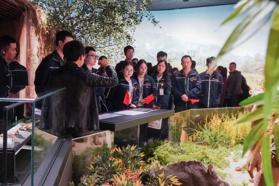 15ceb57b743c764706babba5e81b97e6.jpg 15ceb57b743c764706babba5e81b97e6.jpg