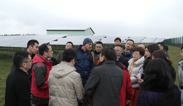 考察德國1000千瓦地面太陽能光伏發電站